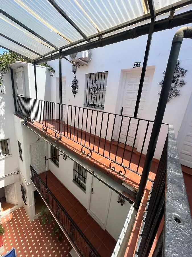 Hostal Atenas Севилья Гостевой дом
